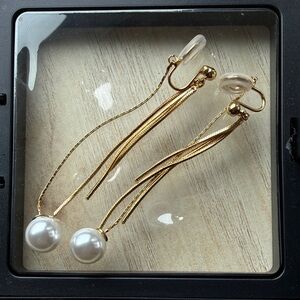 Gold Pearl Drop Dangle Earrings - NEVER USED